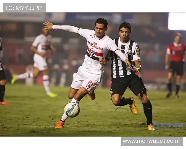 伊哈洛引领上海足球队新风潮展现核心力量助力球队追逐更高荣誉 伊哈洛引领上海足球队新风潮展现核心力量助力球队追逐更高荣誉