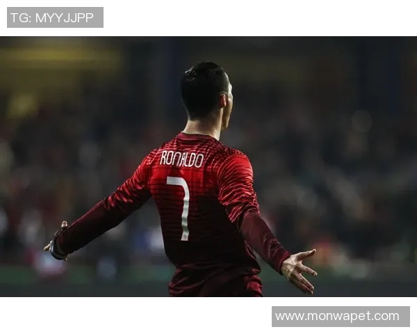 震撼视觉盛宴高清足球巨星全屏壁纸点燃热血激情时刻 震撼视觉盛宴高清足球巨星全屏壁纸点燃热血激情时刻